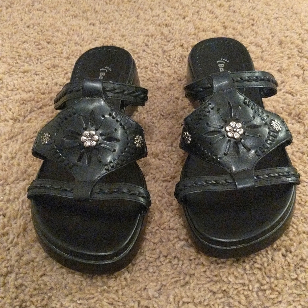 Bare Trap leather sandals